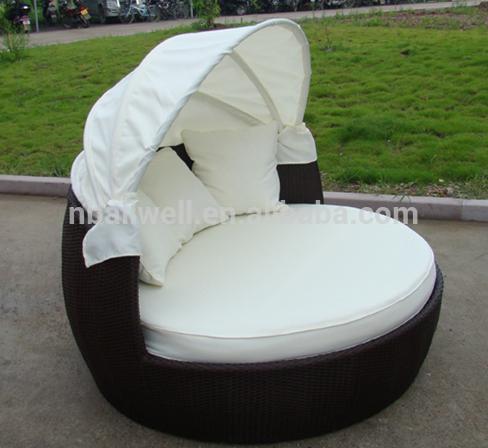 New High Rattan Round Lounge Chair